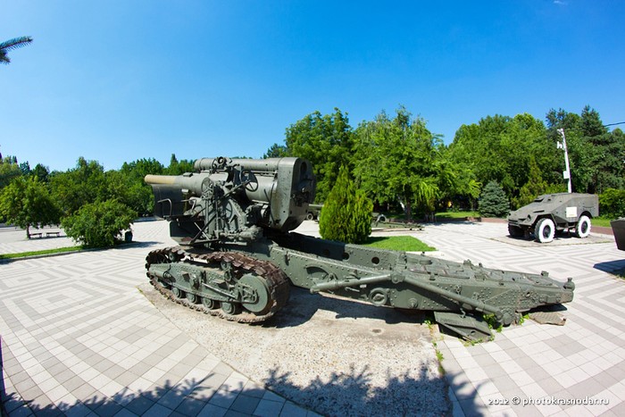 Vũ khí lịch sử được trưng bày Tại Bảo tàng Kỹ thuật quân sự Nga ở Krasnodar.